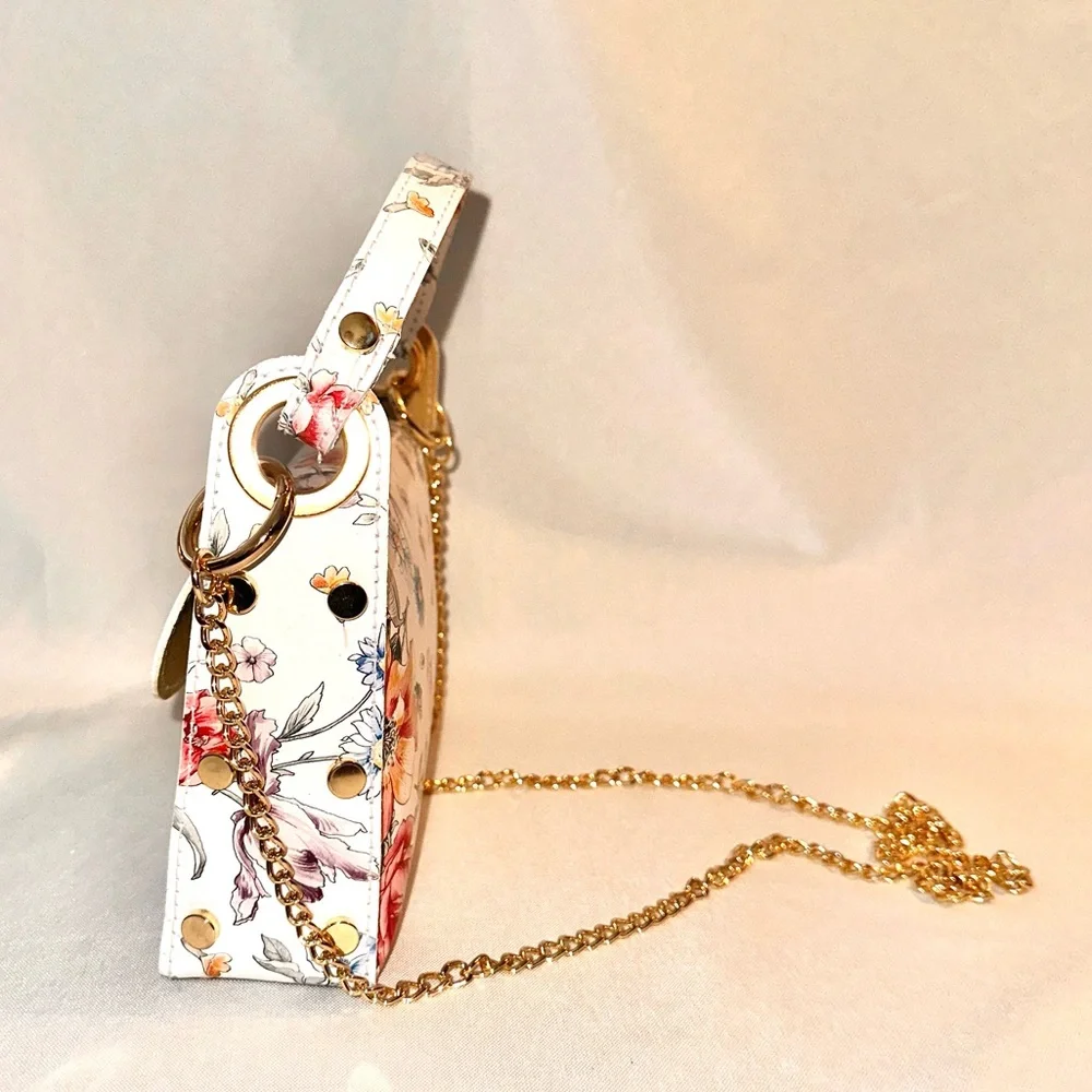 Vera Pelle Floral Satchel - Picture 2 of 3